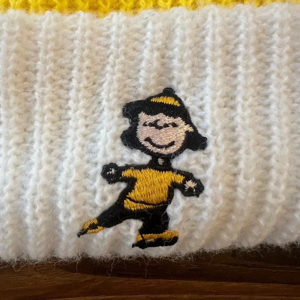 Vintage Rare 1952 Peanuts Lucy Yellow Pom Pom Knit Hat Made In USA Orlon Acrylic